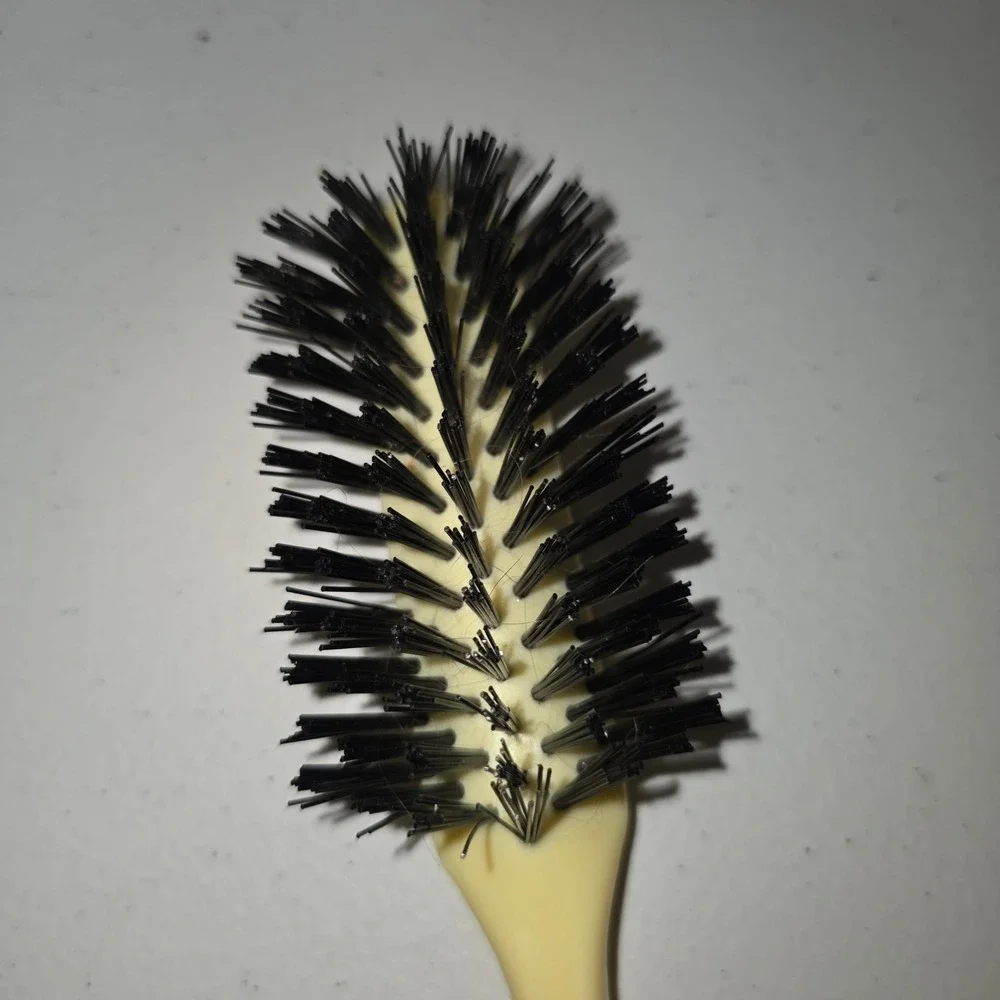 Cream Plastic Hair Brush Black Stiff Synthetic Bristles 6.5 Inch Travel‎ Size